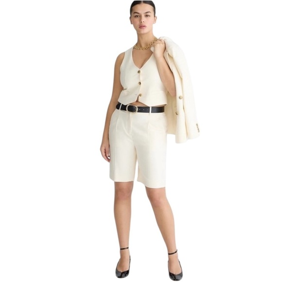 NEW J. CREW High-rise trouser short in city twill in Cream Size 10